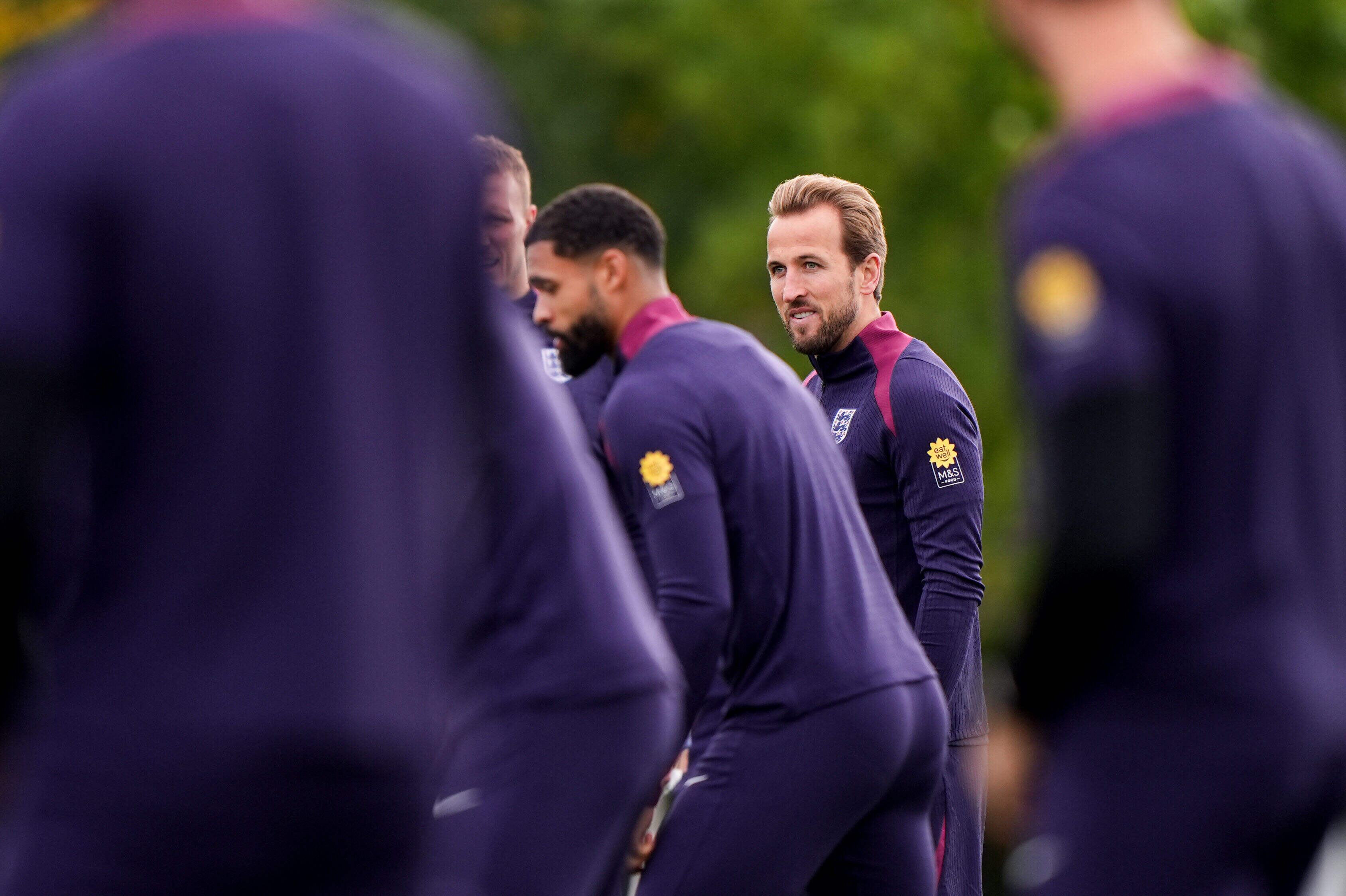 德州扑克-包含欧洲杯擂台赛备战进入白热化阶段的词条